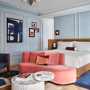 Studio met een King Size Bed